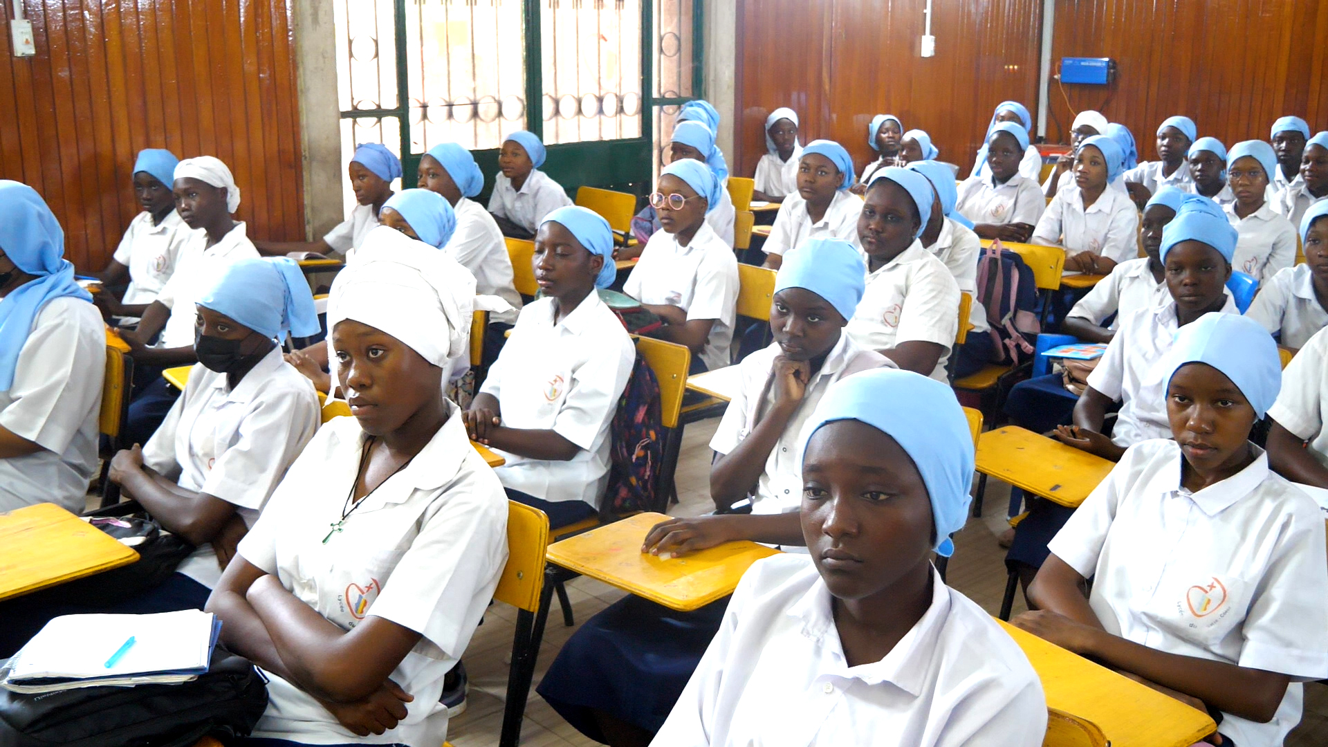 Les jeunes filles du Sacré-Cœur s’initient aux TIC