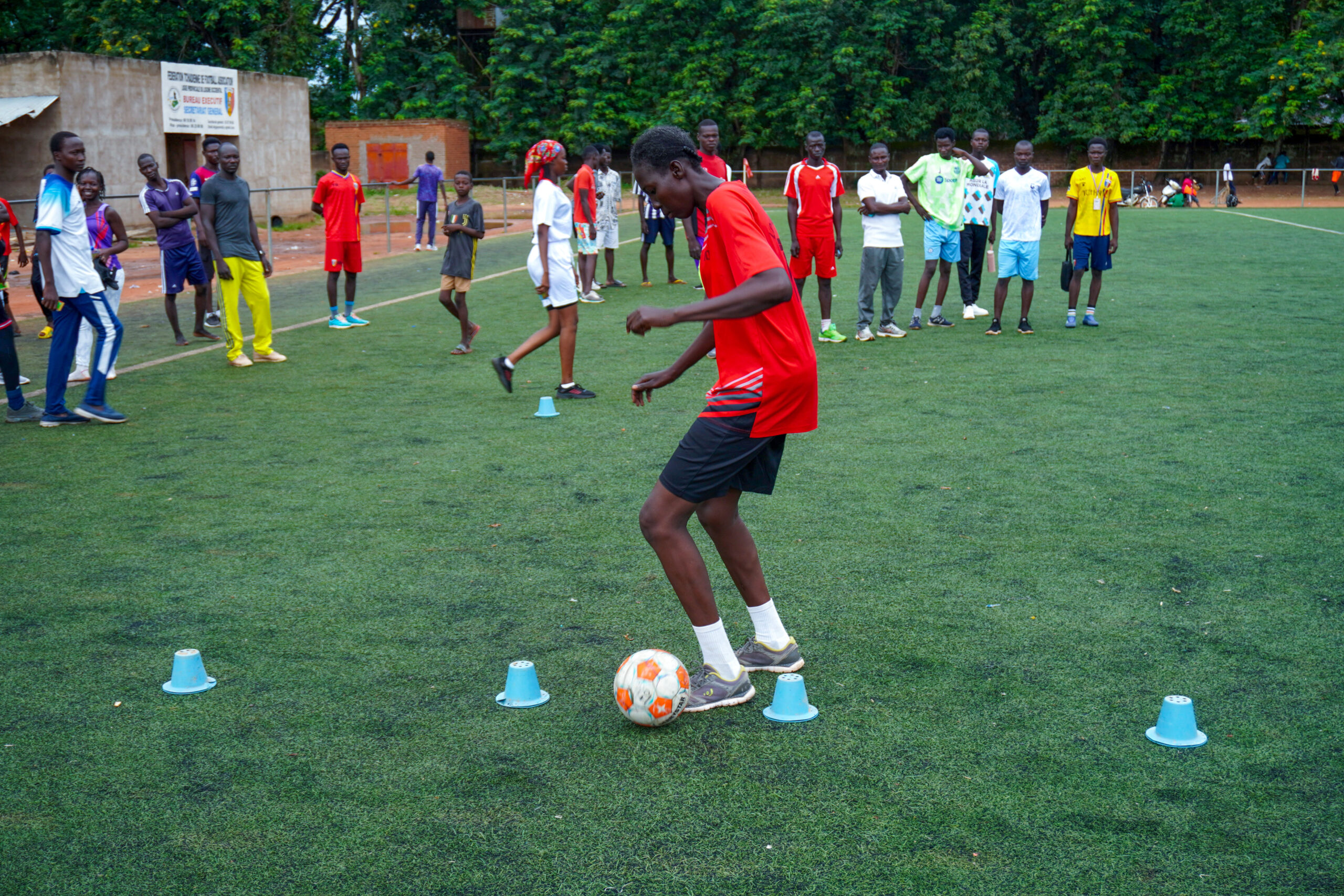 Concours INJS : Plus de 200 candidats affrontent les épreuves physiques à Moundou