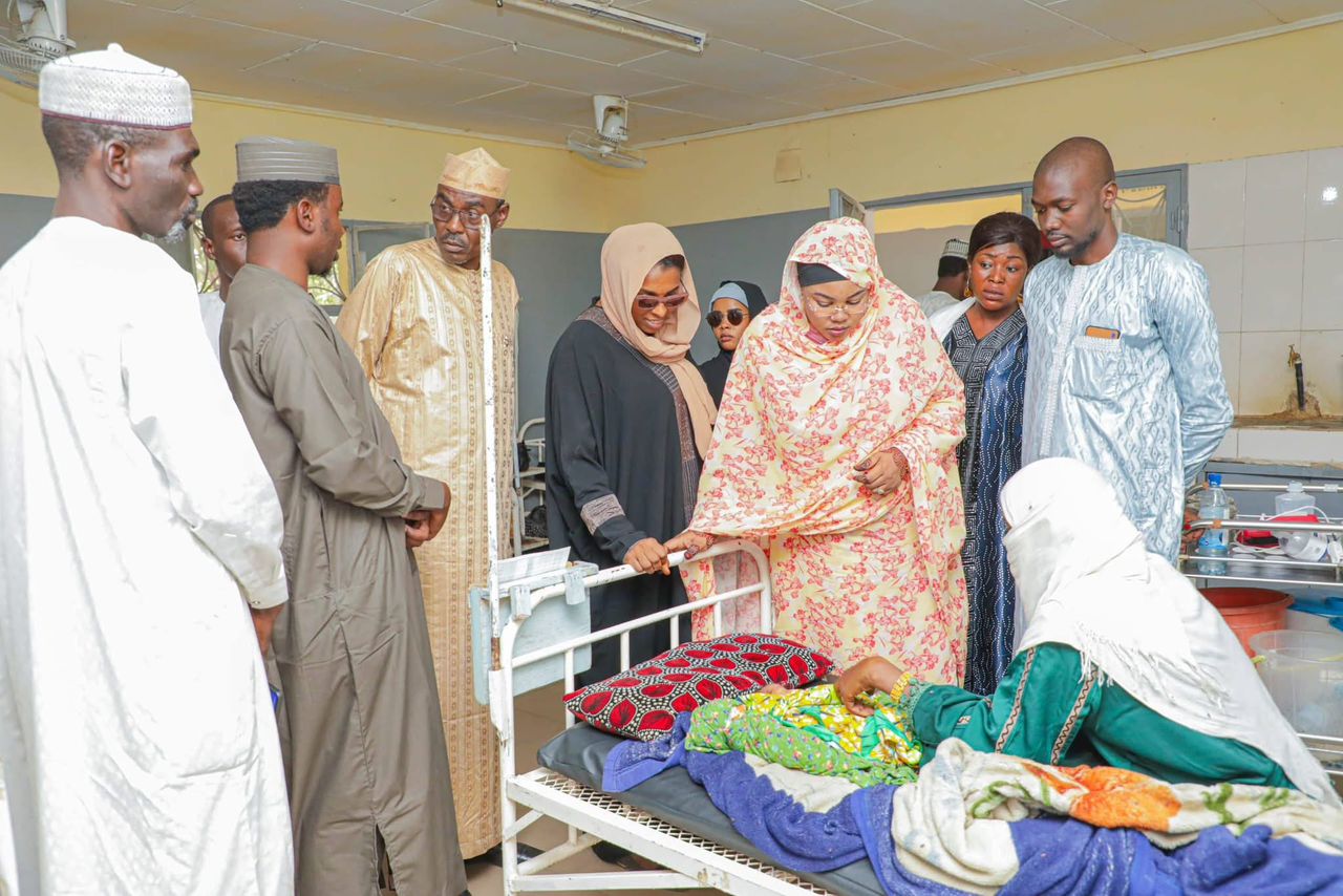 Hadjer Lamis : la ministre Zara Mahamat Issa en visite à l’Hôpital provincial de Massakory