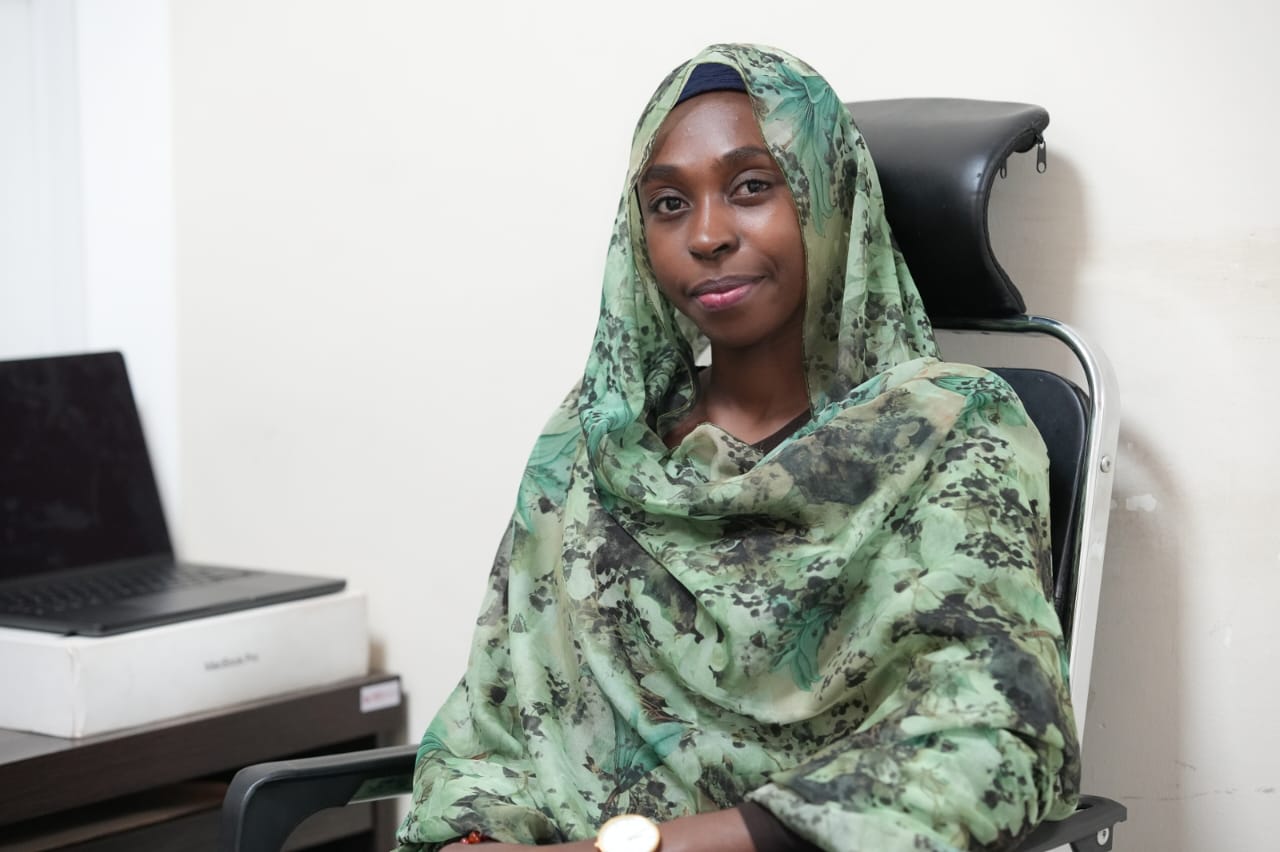 Portrait : Haoua Ousman Tchoutcha, l’engagement d’une journaliste de terrain