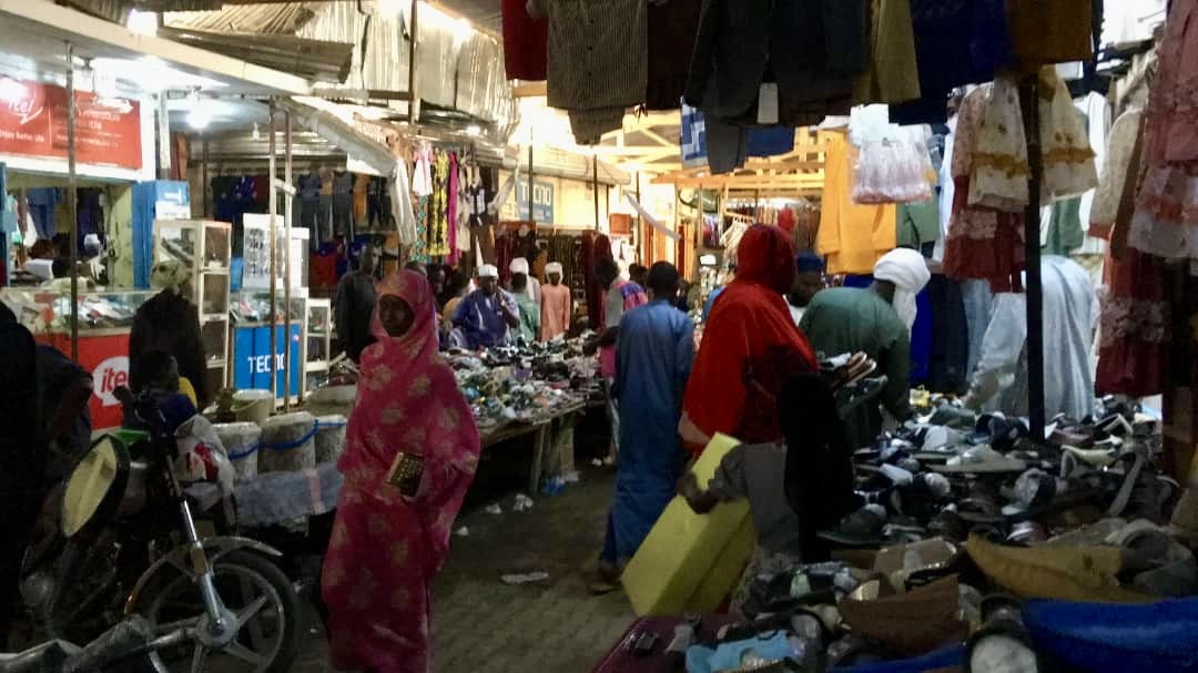 Sarh : le marché central en effervescence à l’approche de la fin du Ramadan
