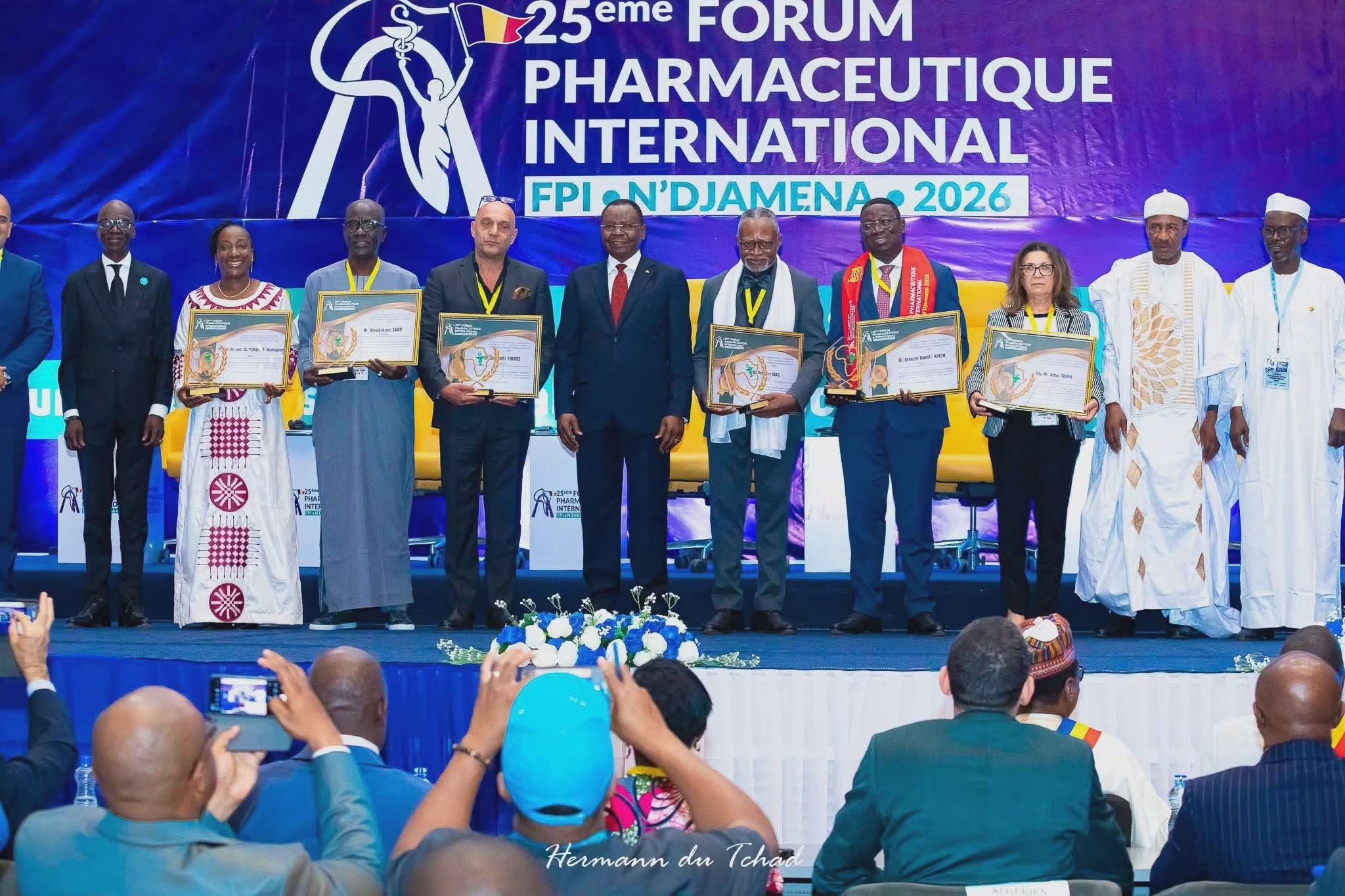 25e Forum pharmaceutique international : l’Afrique réfléchit à son autonomie en matière de médicaments