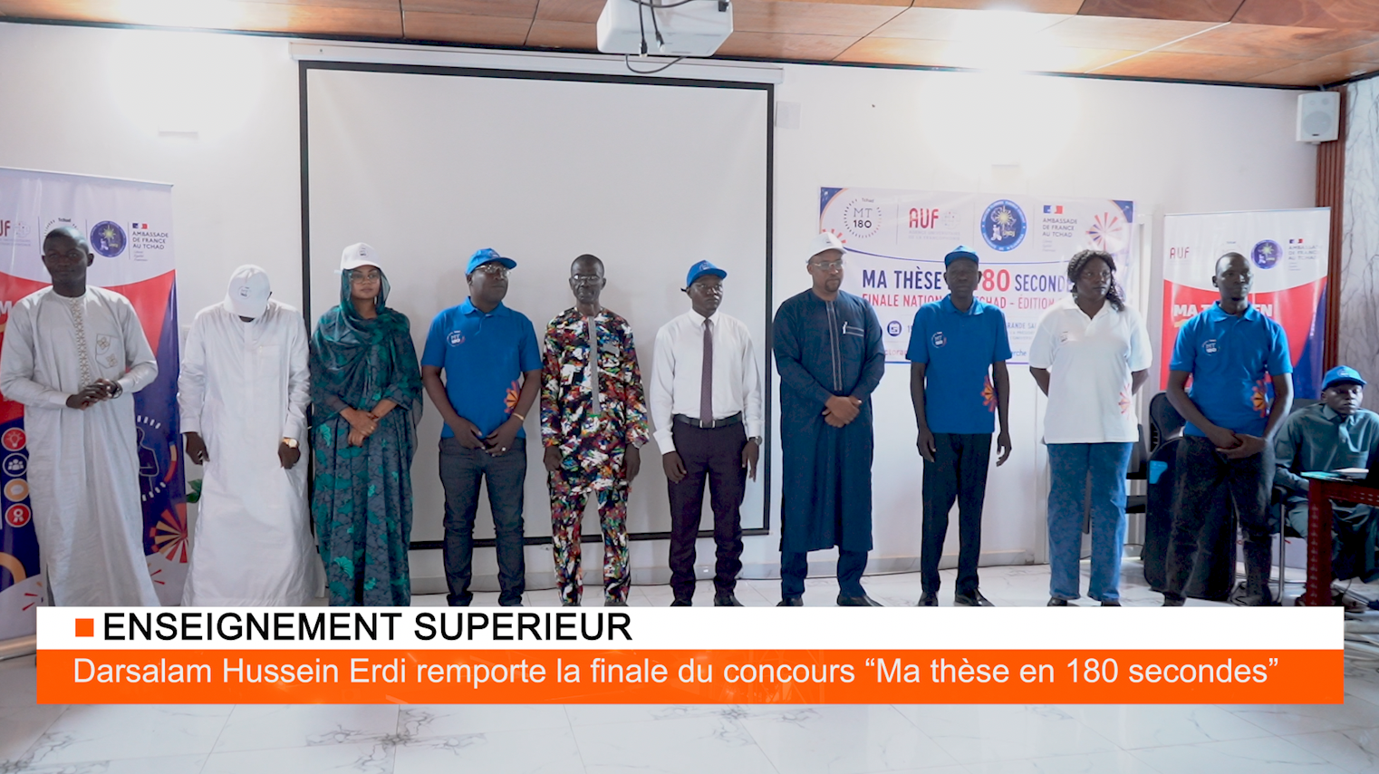N’Djamena : Darsalam Hussein Erdi remporte la finale de « Ma thèse en 180 secondes »